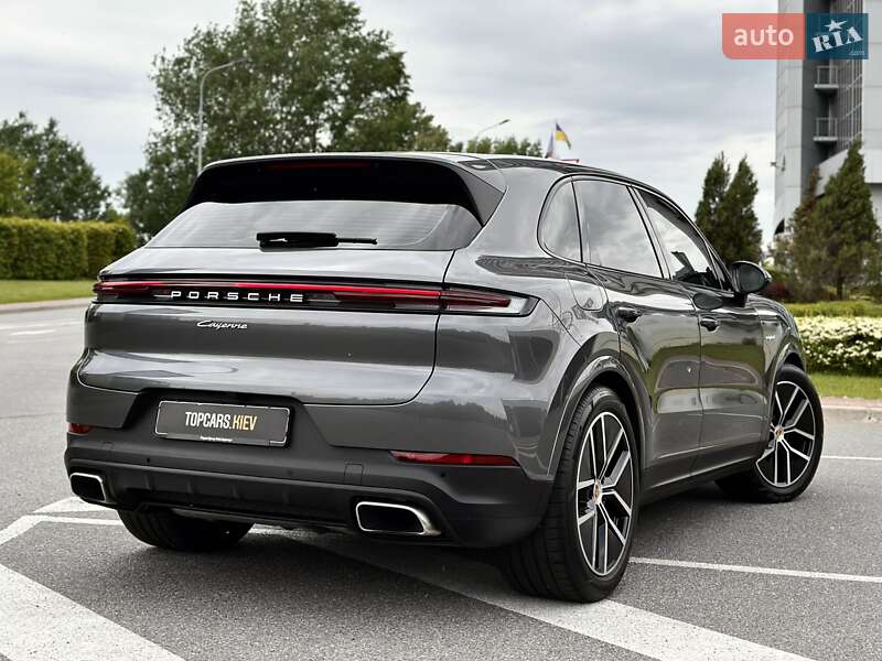 Позашляховик / Кросовер Porsche Cayenne 2024 в Києві