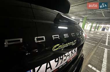 Позашляховик / Кросовер Porsche Cayenne 2015 в 