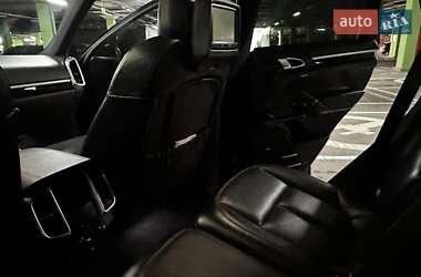 Позашляховик / Кросовер Porsche Cayenne 2015 в 