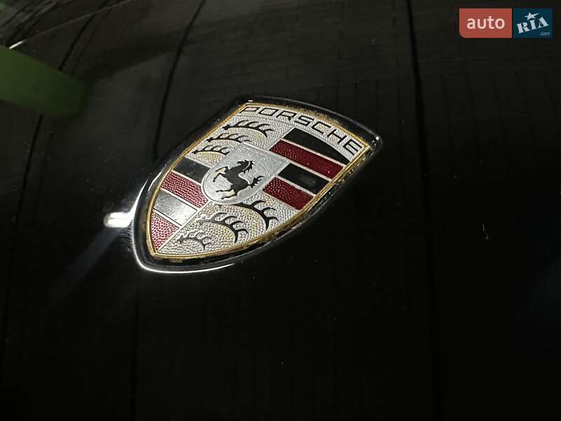 Позашляховик / Кросовер Porsche Cayenne 2015 в Києві