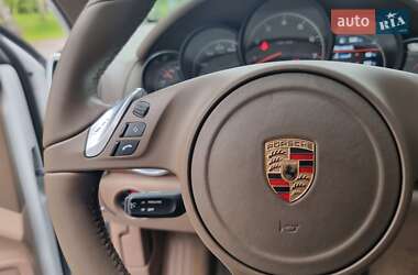 Внедорожник / Кроссовер Porsche Cayenne 2013 в 
