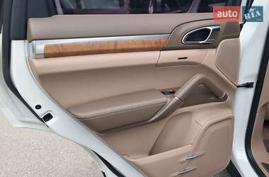 Внедорожник / Кроссовер Porsche Cayenne 2013 в 