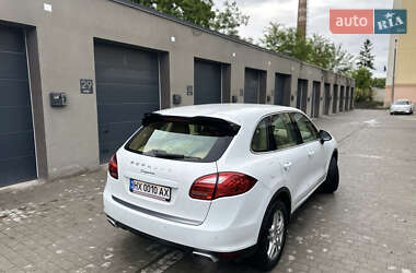 Внедорожник / Кроссовер Porsche Cayenne 2013 в 