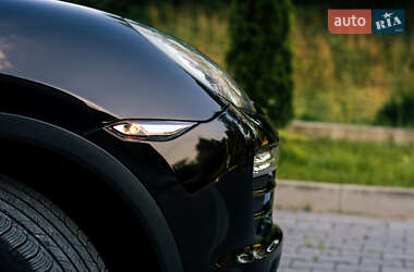 Позашляховик / Кросовер Porsche Cayenne 2012 в 