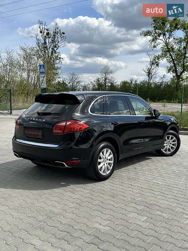 Внедорожник / Кроссовер Porsche Cayenne 2014 в Белогородке