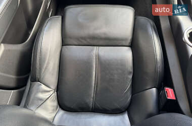 Внедорожник / Кроссовер Porsche Cayenne 2012 в 