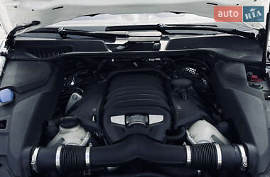Внедорожник / Кроссовер Porsche Cayenne 2013 в 