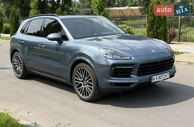 Внедорожник / Кроссовер Porsche Cayenne 2017 в Киеве