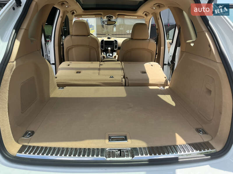 Внедорожник / Кроссовер Porsche Cayenne 2013 в Одессе фото 8 Внедорожник / Кроссовер Porsche Cayenne 2013 в Одессе