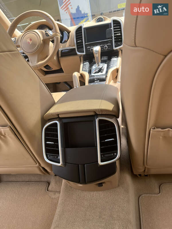 Внедорожник / Кроссовер Porsche Cayenne 2013 в Одессе фото 21 Внедорожник / Кроссовер Porsche Cayenne 2013 в Одессе