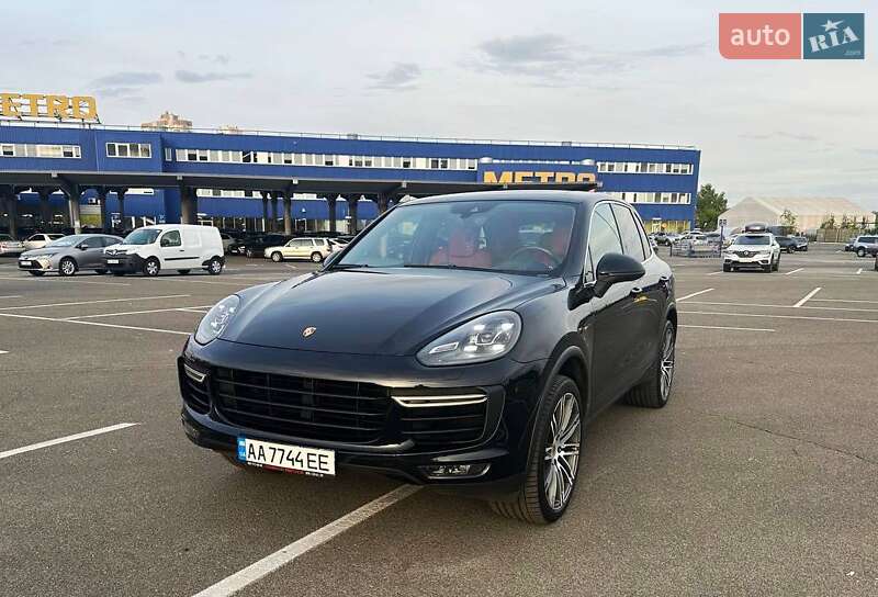 Porsche Cayenne 2016