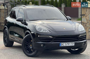 Позашляховик / Кросовер Porsche Cayenne 2012 в Самборі