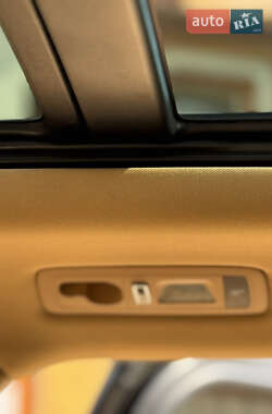 Внедорожник / Кроссовер Porsche Cayenne 2012 в 