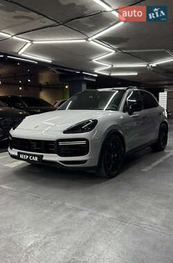Внедорожник / Кроссовер Porsche Cayenne 2019 в 