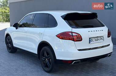 Внедорожник / Кроссовер Porsche Cayenne 2010 в 