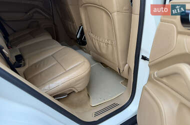 Внедорожник / Кроссовер Porsche Cayenne 2010 в 