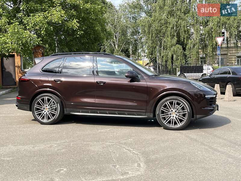 Porsche Cayenne 2015