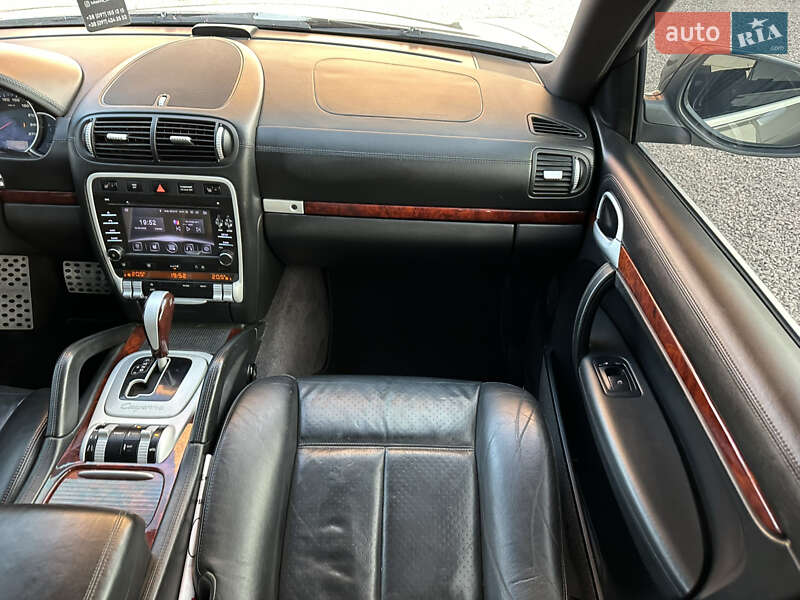 Внедорожник / Кроссовер Porsche Cayenne 2007 в Тернополе