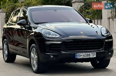Внедорожник / Кроссовер Porsche Cayenne 2015 в Одессе