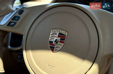 Внедорожник / Кроссовер Porsche Cayenne 2013 в 