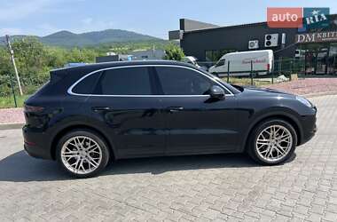 Внедорожник / Кроссовер Porsche Cayenne 2019 в 