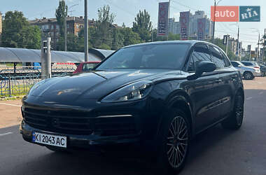 Внедорожник / Кроссовер Porsche Cayenne 2020 в 