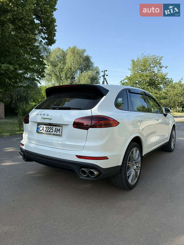 Позашляховик / Кросовер Porsche Cayenne 2017 в Черкасах фото 8 Позашляховик / Кросовер Porsche Cayenne 2017 в Черкасах