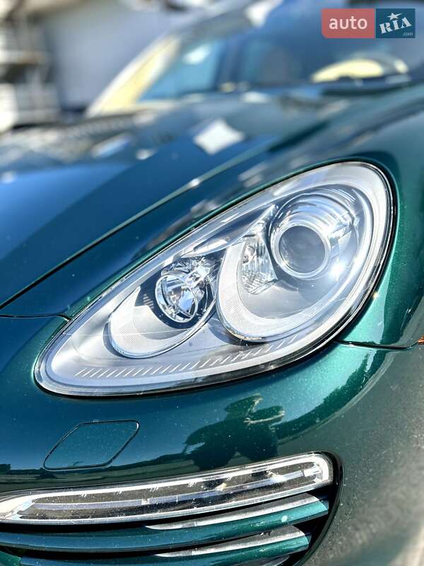 Внедорожник / Кроссовер Porsche Cayenne 2012 в Одессе фото 14 Внедорожник / Кроссовер Porsche Cayenne 2012 в Одессе