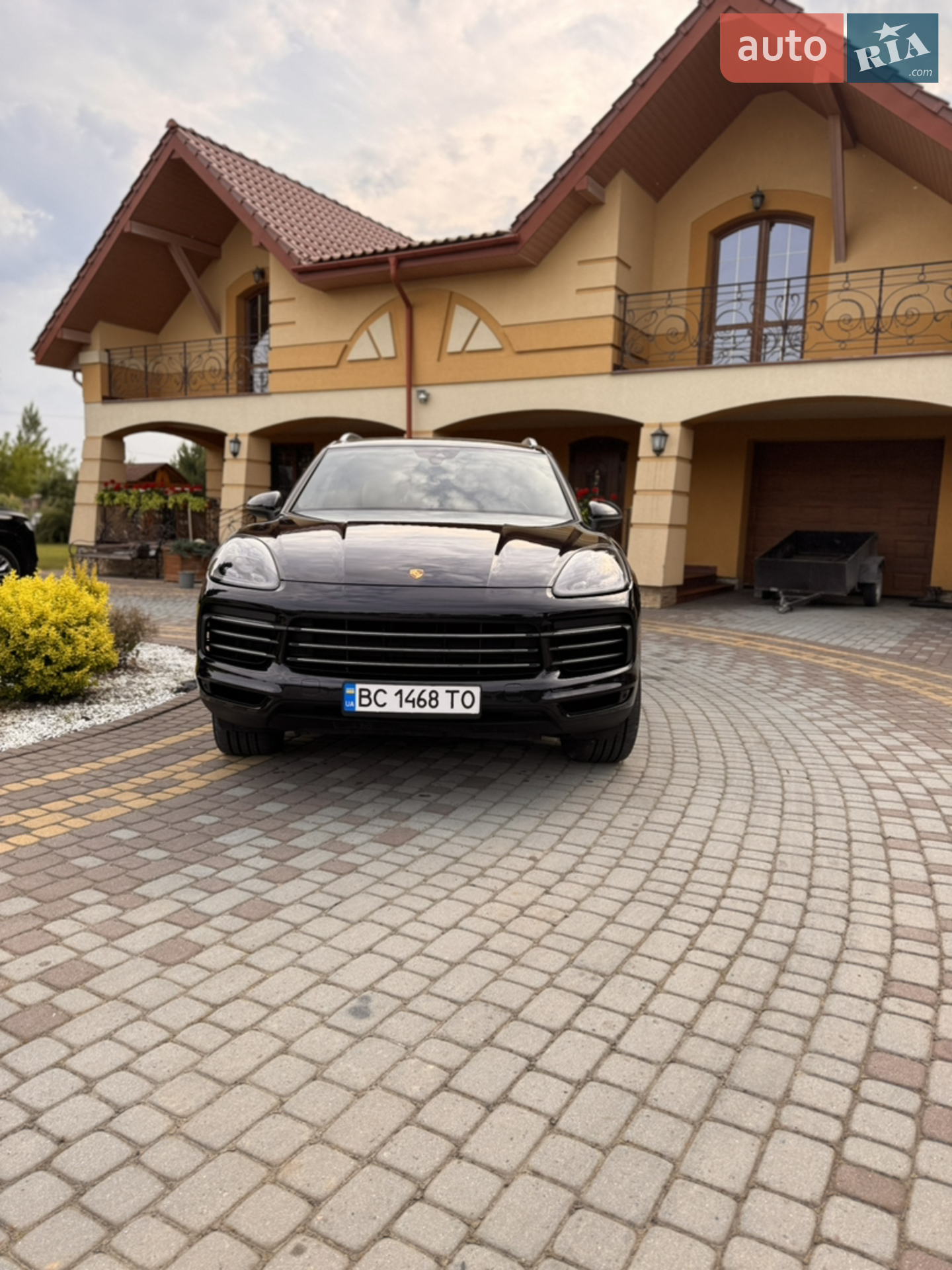 2020 Porsche Cayenne - мініатюра 2