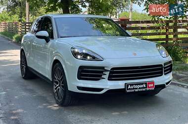 Внедорожник / Кроссовер Porsche Cayenne 2021 в 