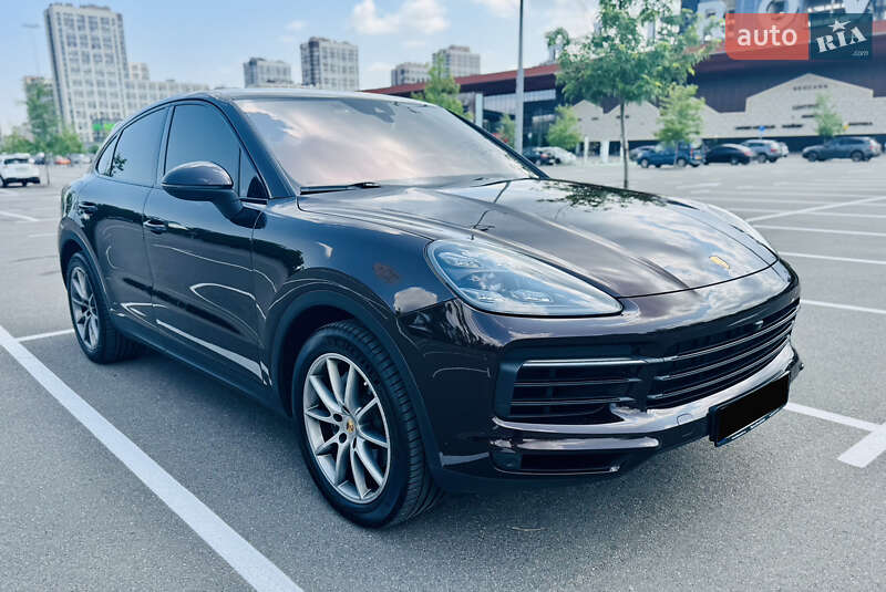 Внедорожник / Кроссовер Porsche Cayenne 2019 в 