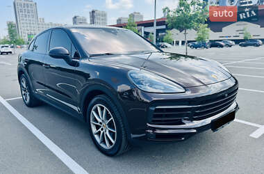 Внедорожник / Кроссовер Porsche Cayenne 2019 в 