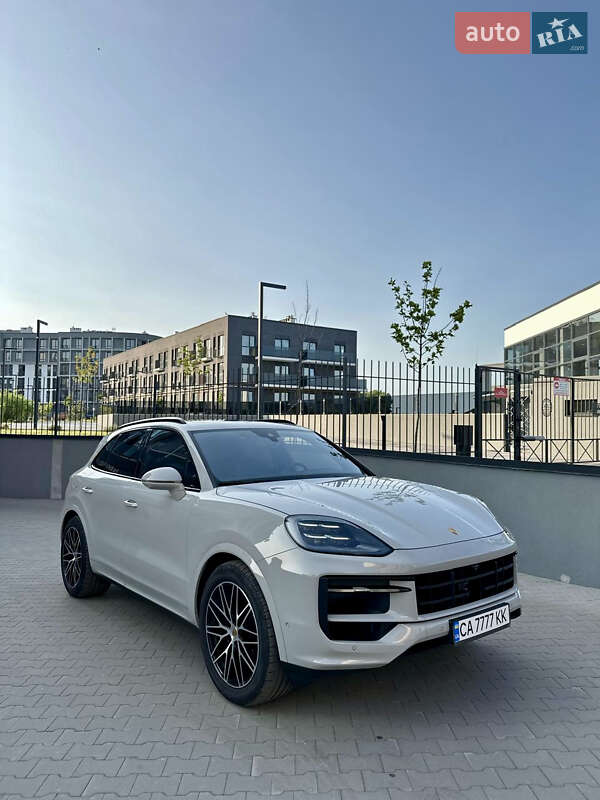 Позашляховик / Кросовер Porsche Cayenne 2023 в Черкасах