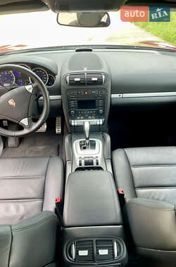 Внедорожник / Кроссовер Porsche Cayenne 2009 в 