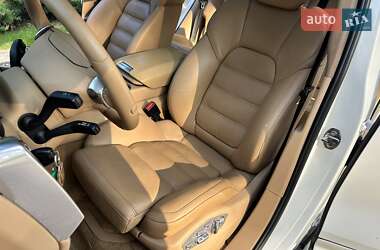 Позашляховик / Кросовер Porsche Cayenne 2010 в 