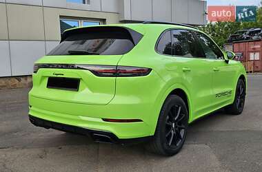 Внедорожник / Кроссовер Porsche Cayenne 2019 в 