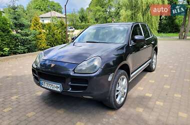 Позашляховик / Кросовер Porsche Cayenne 2004 в 