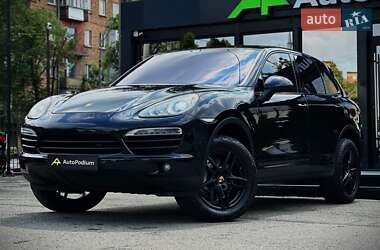 Внедорожник / Кроссовер Porsche Cayenne 2013 в 