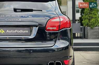 Внедорожник / Кроссовер Porsche Cayenne 2013 в 