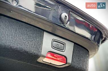 Внедорожник / Кроссовер Porsche Cayenne 2013 в 