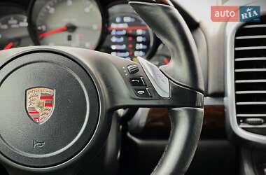 Внедорожник / Кроссовер Porsche Cayenne 2013 в 