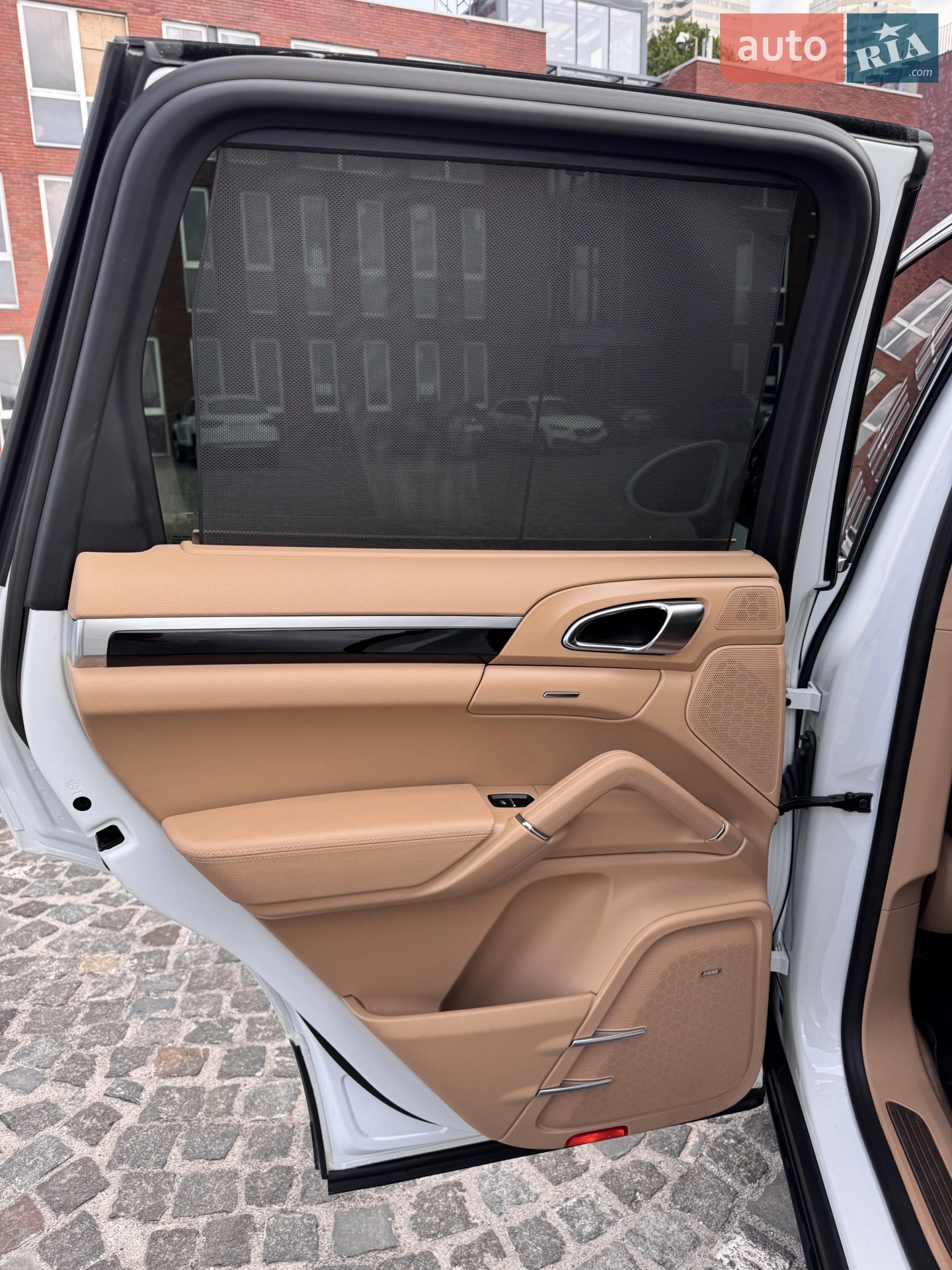 2015 Porsche Cayenne - мініатюра 23