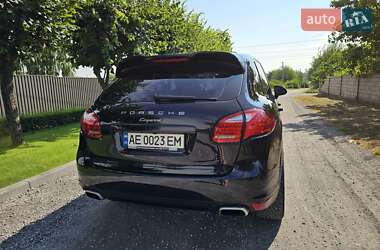 Внедорожник / Кроссовер Porsche Cayenne 2013 в 