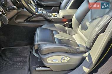 Внедорожник / Кроссовер Porsche Cayenne 2013 в 