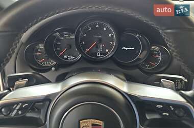 Внедорожник / Кроссовер Porsche Cayenne 2013 в 