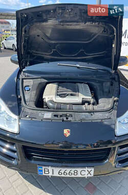 Позашляховик / Кросовер Porsche Cayenne 2007 в 