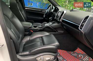 Позашляховик / Кросовер Porsche Cayenne 2014 в 