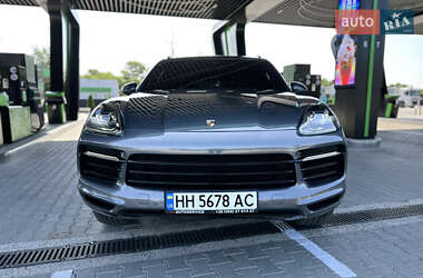 Внедорожник / Кроссовер Porsche Cayenne 2019 в 