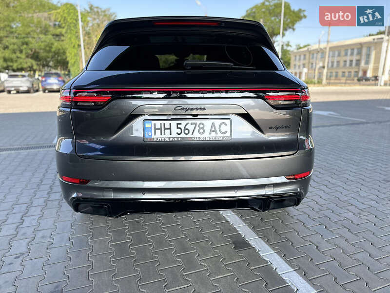 Позашляховик / Кросовер Porsche Cayenne 2019 в Одесі