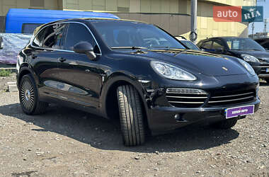 Внедорожник / Кроссовер Porsche Cayenne 2013 в 